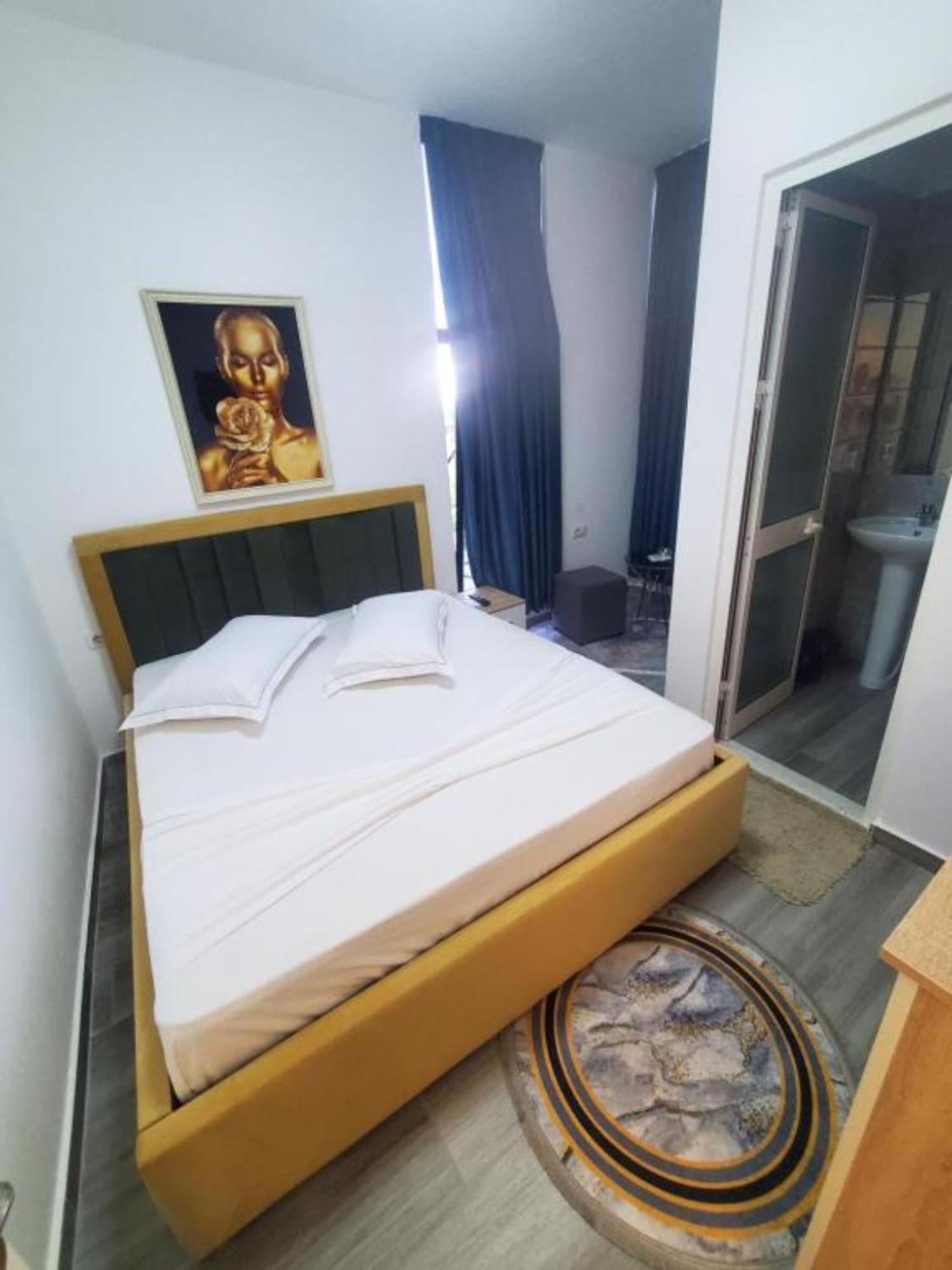 Bs Hotel Дуррес Экстерьер фото
